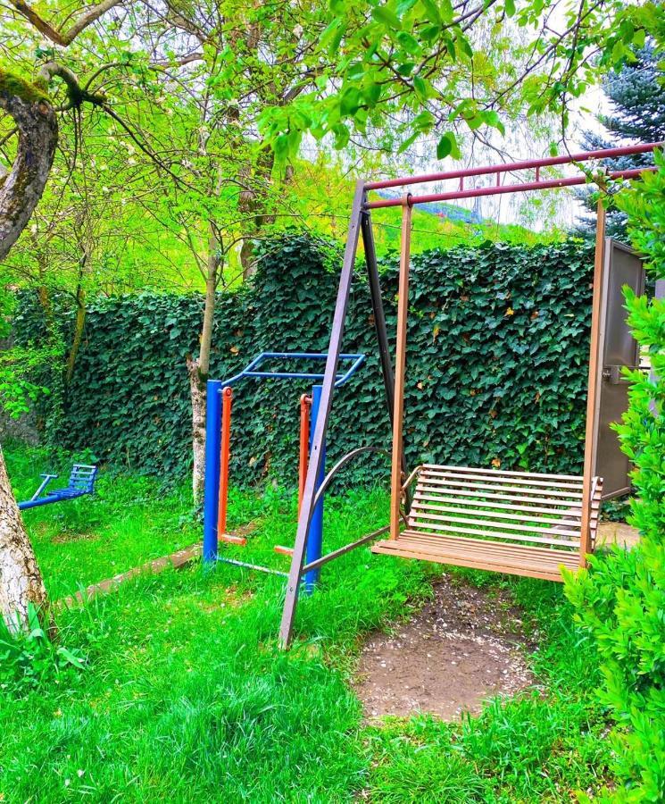 Green Garden Hotel Dilijan Exterior photo
